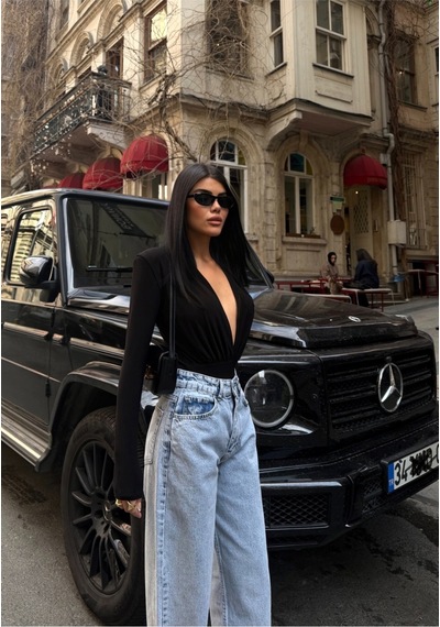 Modanida Kadın Açık Mavi Jean Kot Pantolon Yüksek Bel Yıkamalı Mom Jeans Kot Pantolon Mavi Mavi Modanida Kadın Açık Mavi Jean Kot Pantolon Yüksek Bel Yıkamalı Mom Jeans Kot Pantolon Mavi Mavi