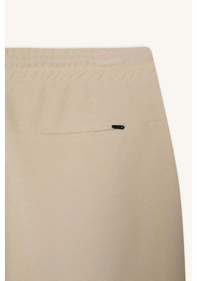 DeFacto Regular Fit Düz Paça Cepli Basic Düz Şort B8792AX25SMBG702