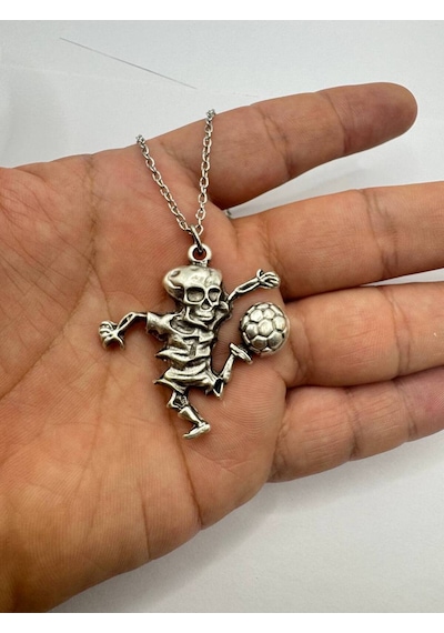 Deadly Dribble Futbol Oynayan İskelet Figürlü Unisex Metal Anahtarlık