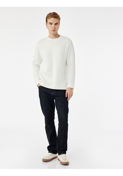 Koton Uzun Kollu Pamuklu Bisiklet Yaka Basic Sweatshirt Ekru 6wam70028mk Ekru
