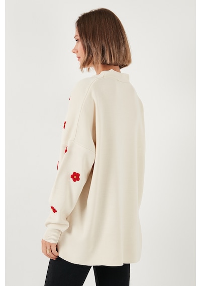 Lela Oversize Fit Çiçekli Düğmeli V Yaka Soft Akrilik Bayan Hırka 4616192 Krem