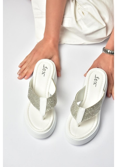 Fox Shoes Y973525309 Beyaz Taş Detaylı Parmak Arası Kalın Tabanlı Kadın Terlik