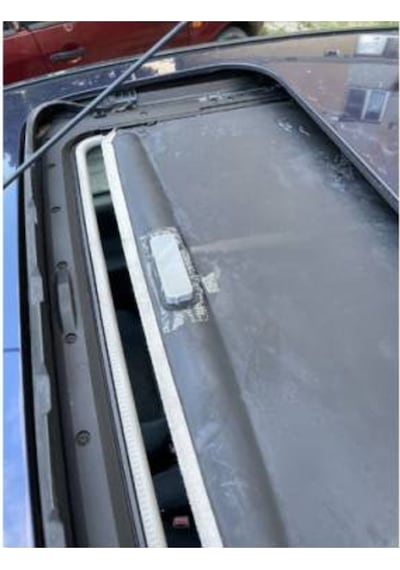 Ford Focus Mk1 - Sunroof Gölgelik Perde Kolu Tutamak 547978039