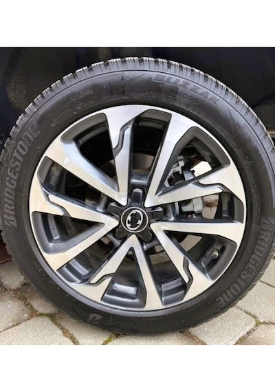 (2022-2025 Toyota Corolla Cross Passion Uyumlu Jant Göbeği)