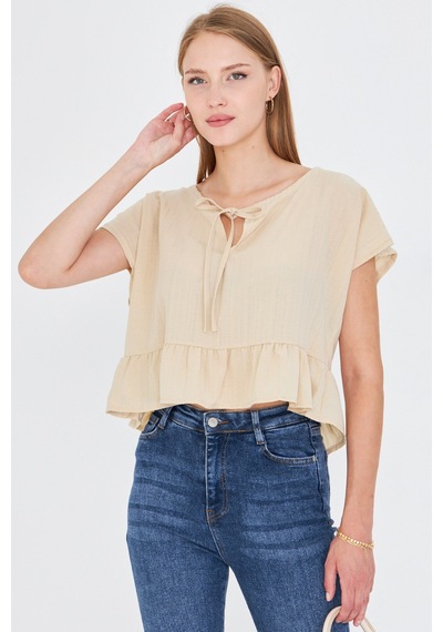 Armonika Kadın Krem Yarasa Kol Yakası Bağlamalı Eteği Fırfırlı Oversize Crop Bluz Arm-24y001088 Armonika Kadın Krem Yarasa Kol Yakası Bağlamalı Eteği Fırfırlı Oversize Crop Bluz Arm-24y001088