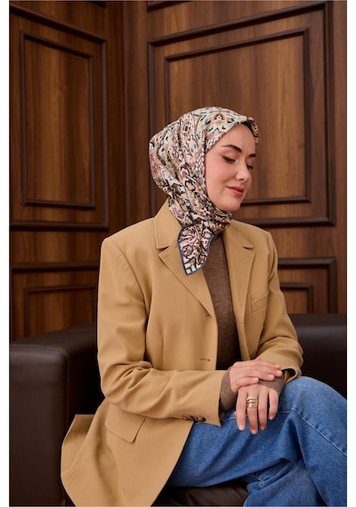 Silk Home Twill İpek Eşarp Petrol Yeşili Krem Desenli Tok Duruşlu Kaymaz 90x90 Çok Renkli