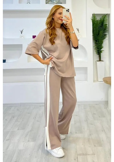 Fiolin Soft Touch Modal Kumaş Şeritli Detaylı Yırtmaçlı Takım Bej