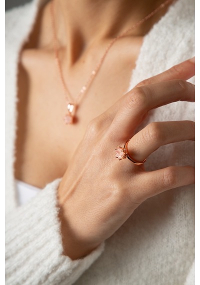 Kadın Rose Kaplama Beyaz Taşlı Lotus Çiçeği Kolye Yüzük  Set Rose Gold