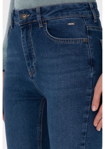 U.S. Polo Assn. Kadın Mavi Slim Flare Fit Jean Pantolon 50316550-DN0022 U.S. Polo Assn. Kadın Mavi Slim Flare Fit Jean Pantolon 50316550-DN0022