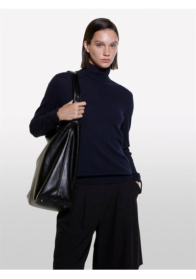 Sisley Yün Ve Kaşmir Karışımlı Ribana Detaylı Balıkçı Yaka Kazak Kadın Lacivert Kazak - 325a102hm2174 Sisley Yün Ve Kaşmir Karışımlı Ribana Detaylı Balıkçı Yaka Kazak Kadın Lacivert Kazak - 325a102hm2174