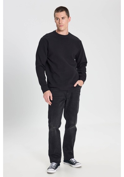 Wrangler Regular Fit Normal Kesim Bisiklet Yaka %100 Pamuk Siyah Sweatshirt W242501001 Siyah Wrangler Regular Fit Normal Kesim Bisiklet Yaka %100 Pamuk Siyah Sweatshirt W242501001 Siyah