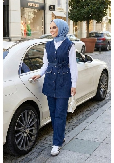 Hb Harma Time Butik Kadın Taş İşlemeli Kuşaklı Yelek-pantolon Koyu Kot Mavi İkili Takım Koyu Mavi Koyu Mavi Hb Harma Time Butik Kadın Taş İşlemeli Kuşaklı Yelek-pantolon Koyu Kot Mavi İkili Takım Koyu Mavi Koyu Mavi