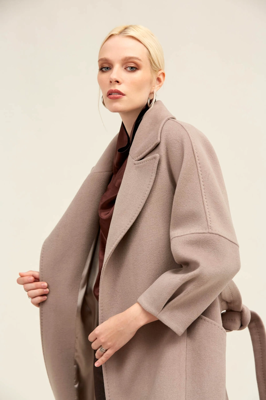 Hatemoğlu Saykı Woman Taş Regular Fit Ceket Yaka Kaşe Yünlü Oversize Manto Taş