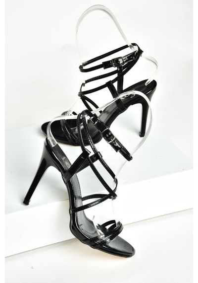 Fox Shoes S997066308 Siyah Rugan İnce Topuklu Kadın Abiye Ayakkabı Siyah