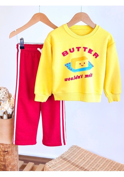 Magu Çocuk Pamuklu Sarı Baskılı Sweatshirt Ve Kırmızı Şeritli Pantolon Takımı Çok Renkli Magu Çocuk Pamuklu Sarı Baskılı Sweatshirt Ve Kırmızı Şeritli Pantolon Takımı Çok Renkli