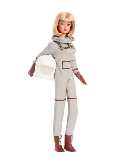 Rengi Uzay Kıyafeti Uzay Botu Ve Astronot Kaskı Aksesuarıyla Koleksiyona Uygun Astronaut Bebek 1965 Tarihli Klasik Be Genel