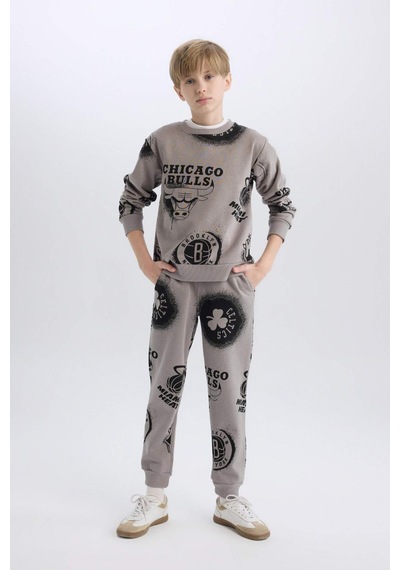 DeFacto Erkek Çocuk NBA Current Teams Bisiklet Yaka Sweatshirt Y4130A624WNGR323 DeFacto Erkek Çocuk NBA Current Teams Bisiklet Yaka Sweatshirt Y4130A624WNGR323