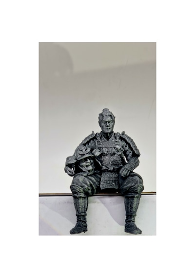 Oturan Samuray 10 Cm Figür