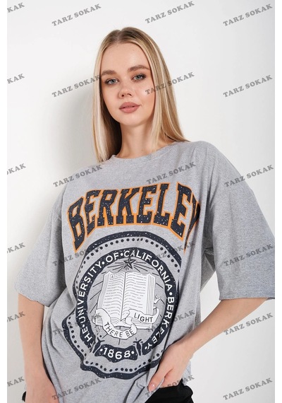 Tarzsokak Kadın Beyaz Oversize Berkeley Baskılı Beyaz