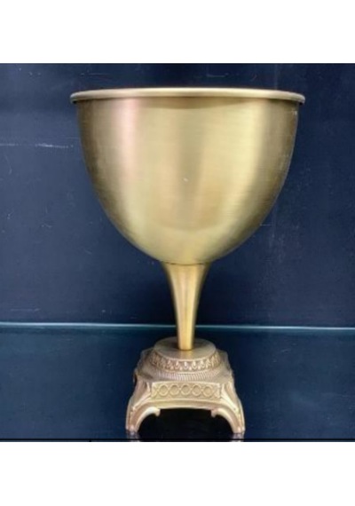 Vz-34 Zamak Ayak Saksı Gold 25 Cm Boy 26 Cm Çap Dekoratif Modern Şık Saksı Altın