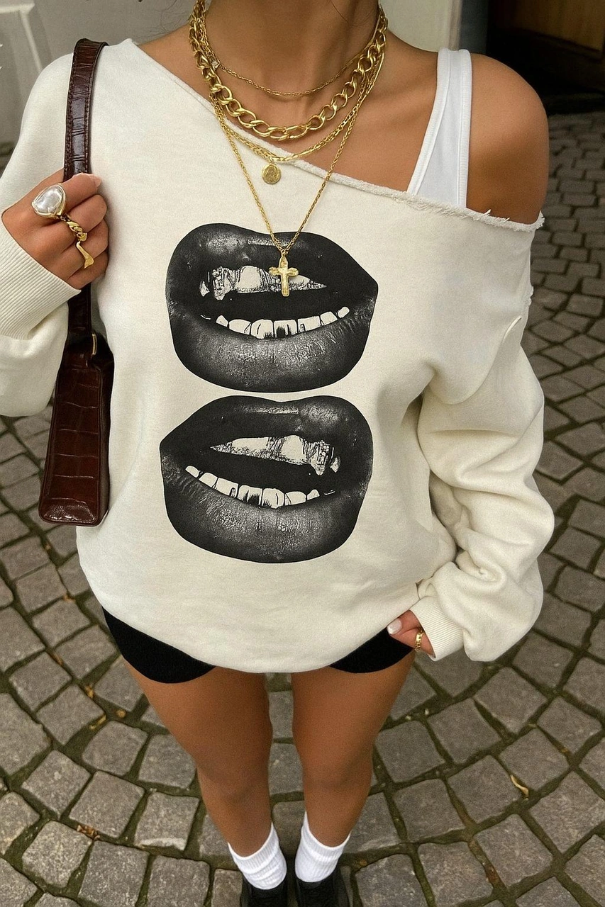 Afri Kadın Ekru Oversize Sweatshirt Baskılı Dudak Desenli, Sokak Stili, Rahat Kesim Ekru