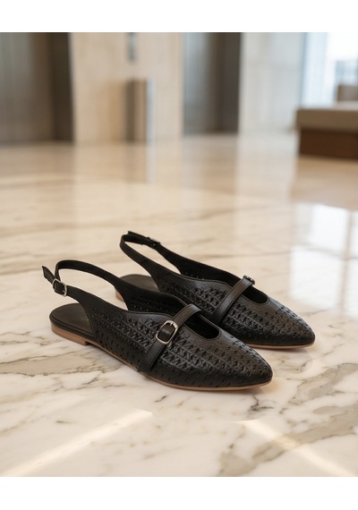 Futsishoes Muse Siyah Hakiki Deri Lazer Kesim Tokalı Kadın Babet Ayakkabı
