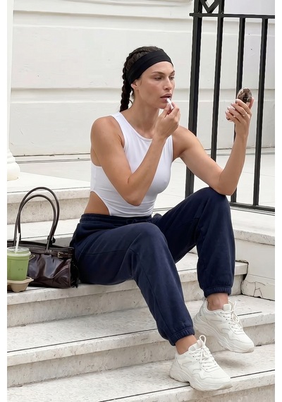 Woneagle Kadın Lacivert Oversize Rahat Kesim Yüksek Bel Lastikli Paça Jogger Eşofman Altı Lacivert Lacivert Woneagle Kadın Lacivert Oversize Rahat Kesim Yüksek Bel Lastikli Paça Jogger Eşofman Altı Lacivert Lacivert