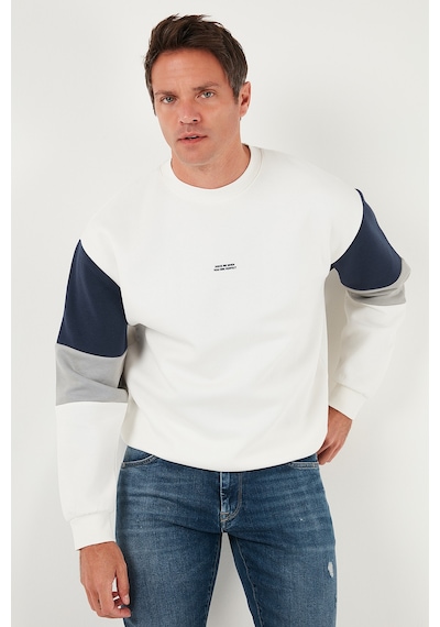 Buratti Pamuklu Relaxed Fit Bisiklet Yaka Şardonlu Renk Bloklu Erkek Sweat 5905298T Ekru Buratti Pamuklu Relaxed Fit Bisiklet Yaka Şardonlu Renk Bloklu Erkek Sweat 5905298T Ekru
