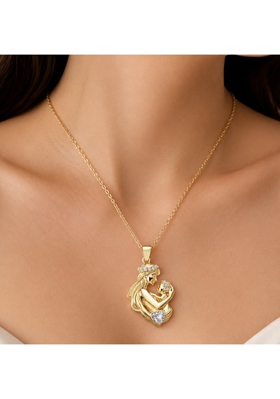 Premium Parlak Ve Şık Anne Bebek Figürlü Kalp Taşlı Gold Renk 925 Ayar Gümüş Kolye 45 Cm
