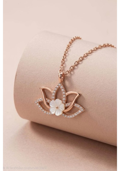 Gümüş Pazarım Lotus Çiçeği Kadın Gümüş Kolye Çok Renkli