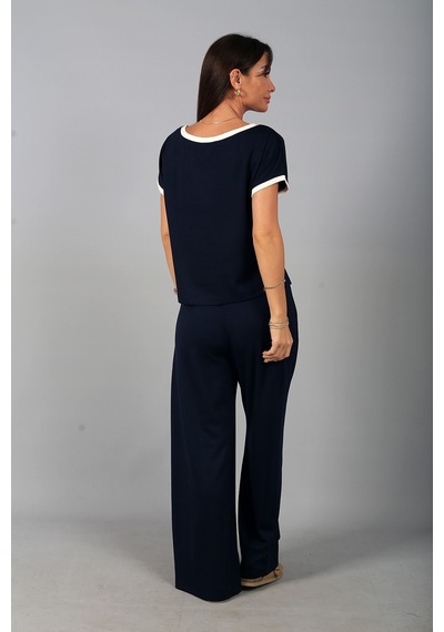 By Saygı Kadın Geniş Yaka Bluz Beli Lastikli Cepli Bol Paça Pantolon Biyeli Modal 2'li Takım Lacivert By Saygı Kadın Geniş Yaka Bluz Beli Lastikli Cepli Bol Paça Pantolon Biyeli Modal 2'li Takım Lacivert