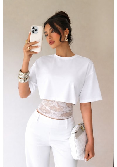 Meren Like Your Style Beyaz Crop Tişört Kadın Dantel Detaylı Yuvarlak Yaka Şık Üst Bluz Beyaz Meren Like Your Style Beyaz Crop Tişört Kadın Dantel Detaylı Yuvarlak Yaka Şık Üst Bluz Beyaz
