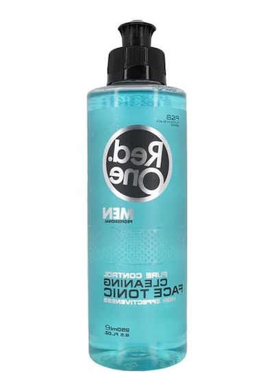 Cilde Ferahlık Veren 250 Ml Yüz Toniği İle Temizleme Ve Canlandırma