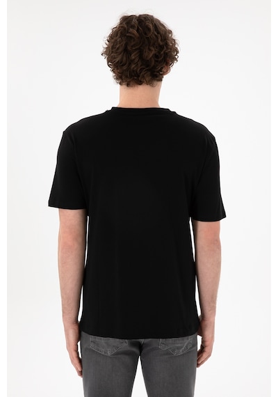 U.S. Polo Assn. Erkek Regular Fit V Yaka Siyah Basic Tişört 50305858-VR046 U.S. Polo Assn. Erkek Regular Fit V Yaka Siyah Basic Tişört 50305858-VR046