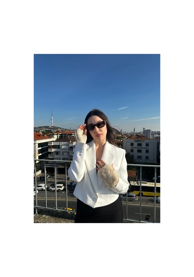 Mollycrush Kadın Peluş Detaylı Yarım Parmak Kışlık Eldiven Sıcak Tutarlı Şık Tasarım Bej