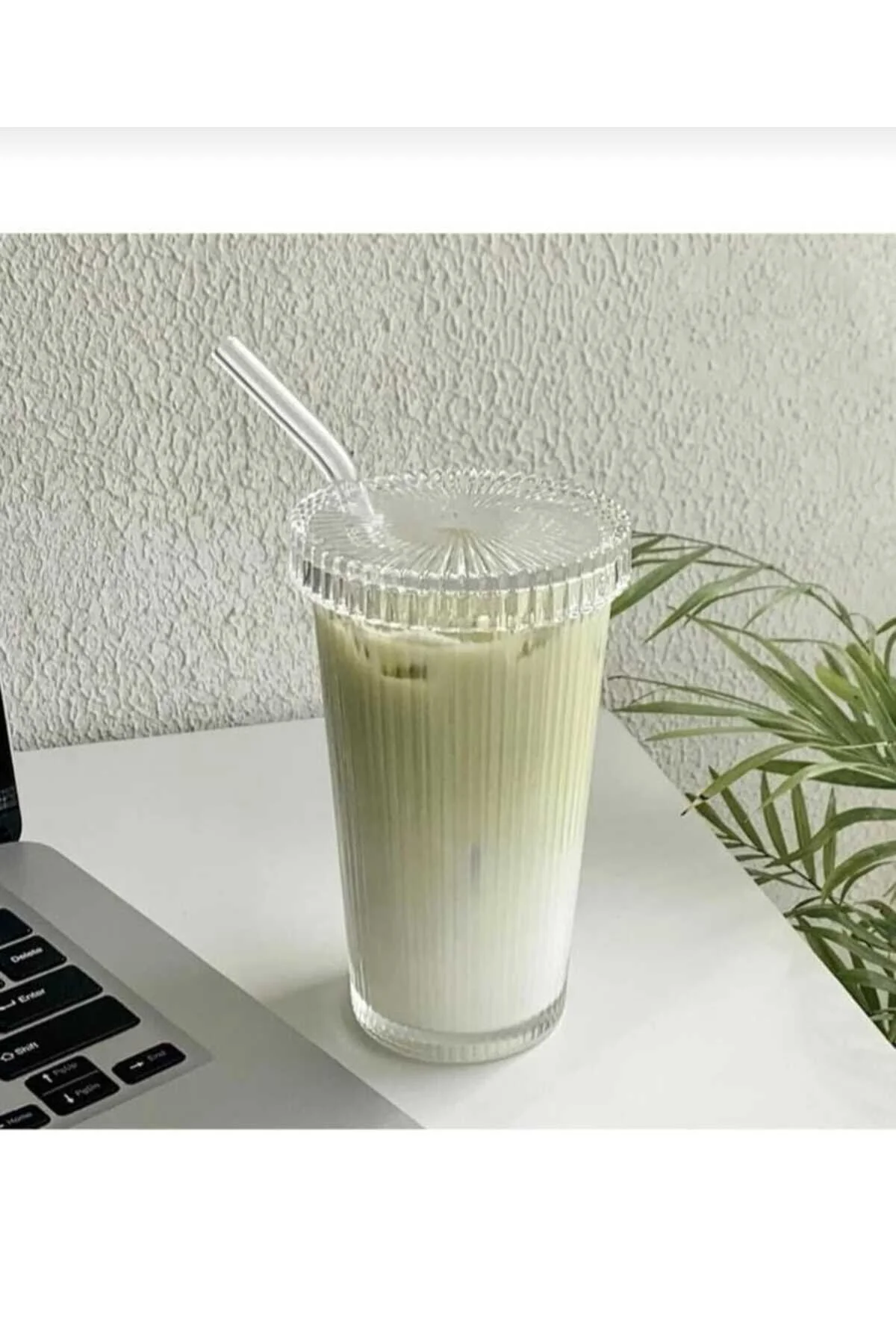 2 Adet 600 Ml Mika Kapaklı Pipetli Origami Stil Mika Bardak Sunum Bardağı Meşrubat Bardağı Şeffaf