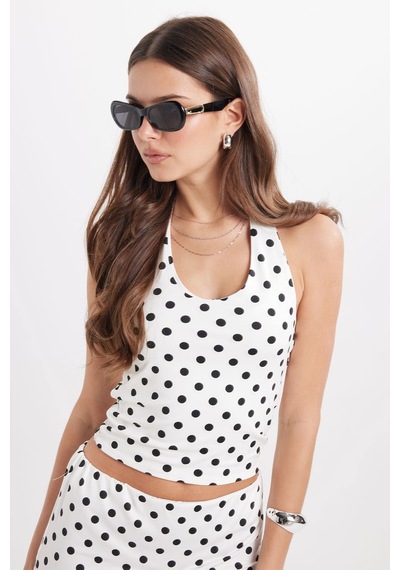 Tudors Kadın Standart Fit Normal Kesim Halter Yaka Kolsuz Puantiyeli Beyaz Bluz-50986