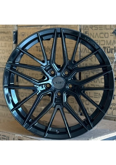 5 120 19 9.5 Et37 Ch72.6 Gloss Black Arceo Sevilla