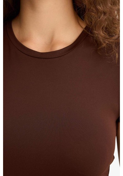 Defacto Slim Fit Dar Kesim Bisiklet Yaka Basic Düz Siyah Kısa Kollu Tişört F7768ax25aubn341 Kahve