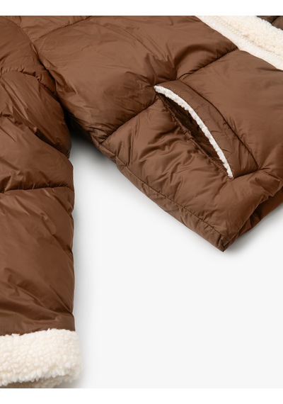 Koton Kısa Şişme Mont Fermuarlı Peluş Detaylı Cepli Kahverengi 5wal20066ıw Kahve Kahverengi Koton Kısa Şişme Mont Fermuarlı Peluş Detaylı Cepli Kahverengi 5wal20066ıw Kahve Kahverengi