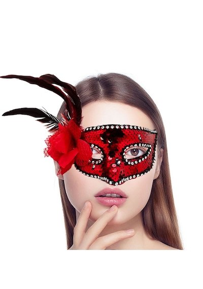 Go İthalat Kırmızı Renk Yandan Tüylü Güllü Gümüş Taşlı Pullu Maske 20x22 Cm 18+
