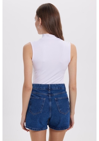 Tudors Kadın Regular Fit Klasik Kesim Viskon Kumaş Balıkçı Yaka Sıfır Kol Beyaz Bluz-34811 Beyaz