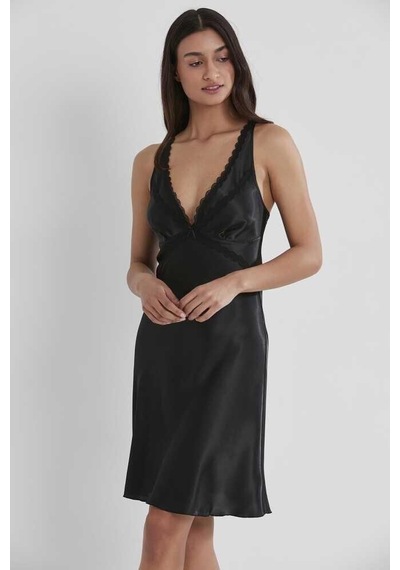 Pierre Cardin Saten Gipürlü Kadın Gecelik 690 Bordo