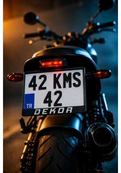 Dekor Yazılı Motosiklet Plakalığı