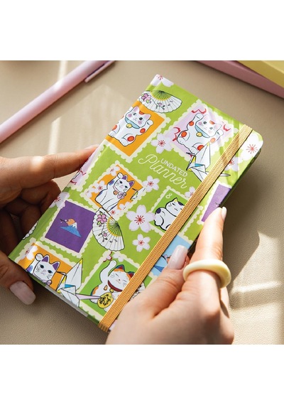 Charmlı Süresiz Haftalık Planlayıcı Cep Ajanda 9x17 Cm Kedili Pul Çok Renkli