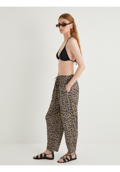 Koton Leopar Desenli Pantolon Cepli Beli Bağlamalı Siyah Desenli 4sak40120ek Siyah Desenli Koton Leopar Desenli Pantolon Cepli Beli Bağlamalı Siyah Desenli 4sak40120ek Siyah Desenli