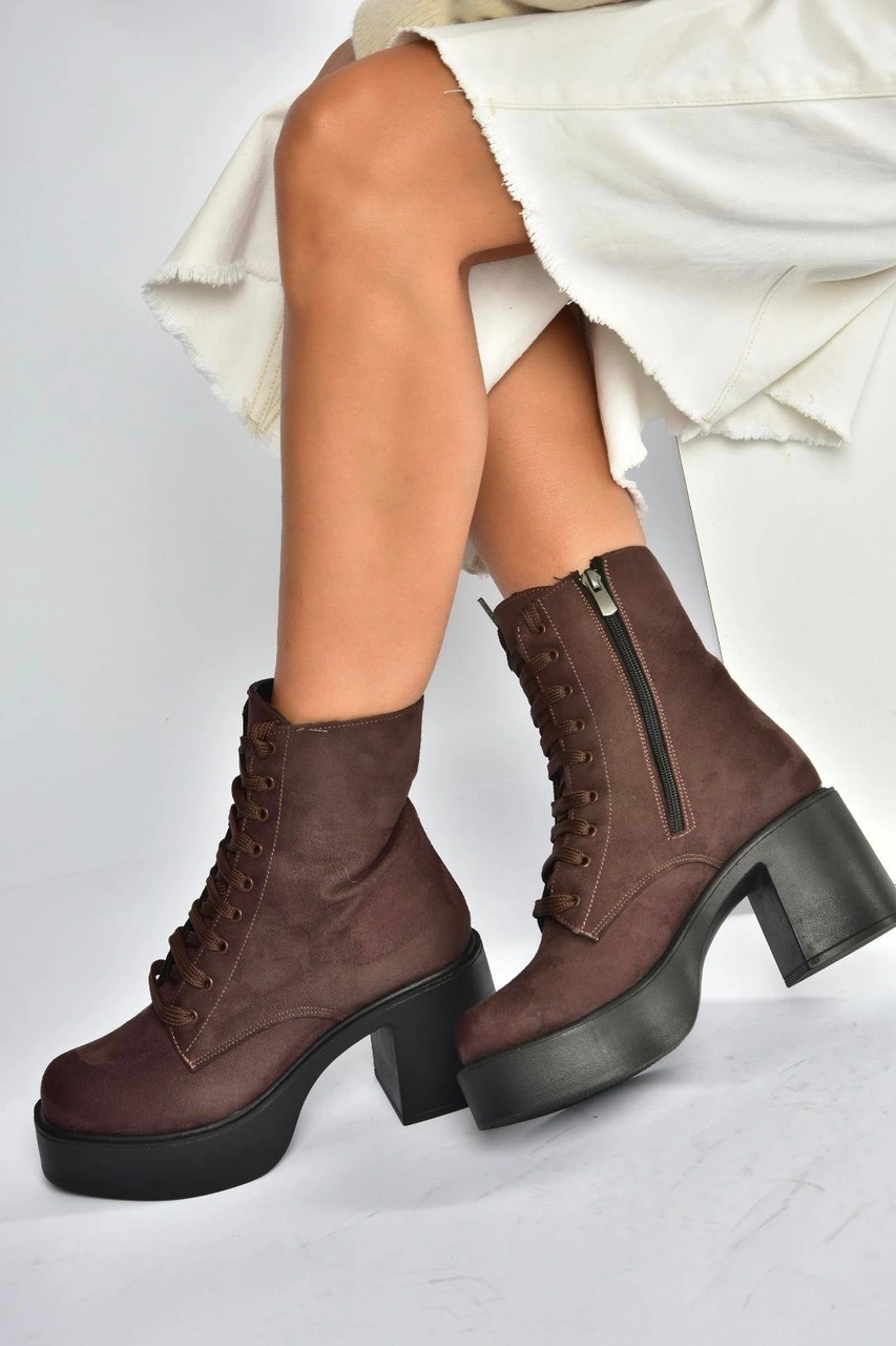 Fox Shoes V726681502 Kahverengi Süet Kalın Topuklu Bağcıklı Kadın Bot Kahverengi-süet Fox Shoes V726681502 Kahverengi Süet Kalın Topuklu Bağcıklı Kadın Bot Kahverengi-süet