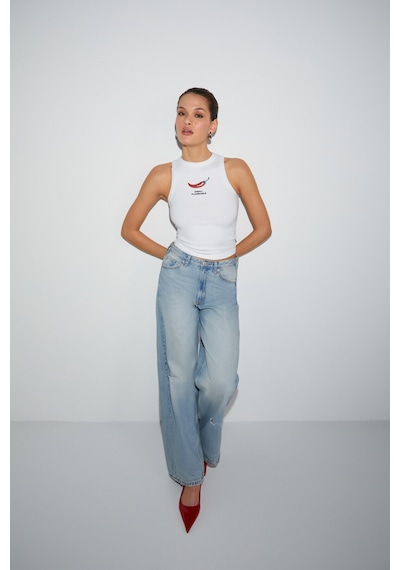Ethıquet Spıce Kadın Bisiklet Yaka Kalın Askılı Baskı Detaylı Crop Organik Pamuklu Örme Kumaş Beyaz T-shirt