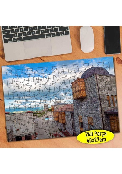 Gürcistan Rabati Kalesi Manzarası 240 Parça Puzzle Yapboz-299826