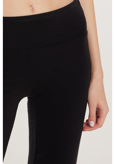 Tudors Kadın Modal Kumaş Slim Fit Dar Kesim Beli Lastikli İspanyol Paça Siyah Tayt-33649 siyah Tudors Kadın Modal Kumaş Slim Fit Dar Kesim Beli Lastikli İspanyol Paça Siyah Tayt-33649 siyah